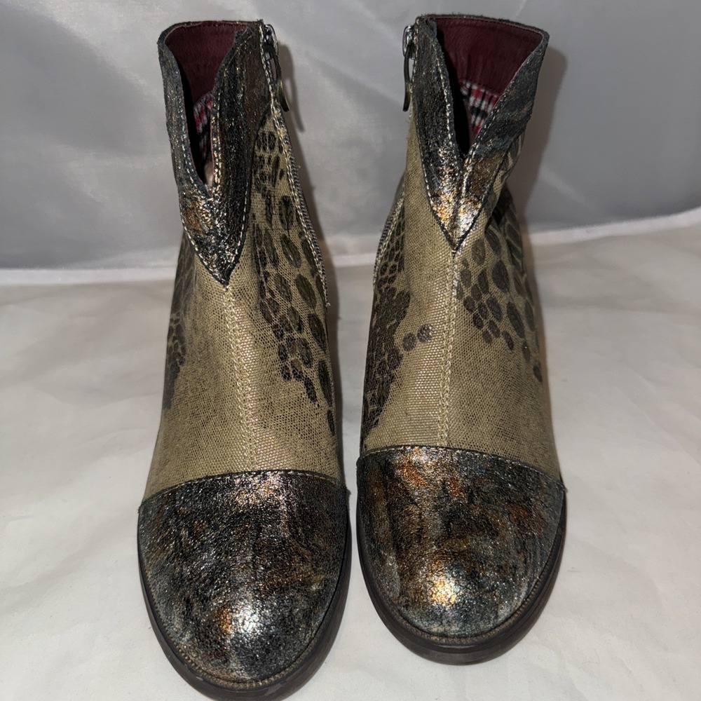 L'Artiste Spring Step Eleni Metallic Taupe Multi Leather Boot Bootie SZ 40 - Picture 2 of 10